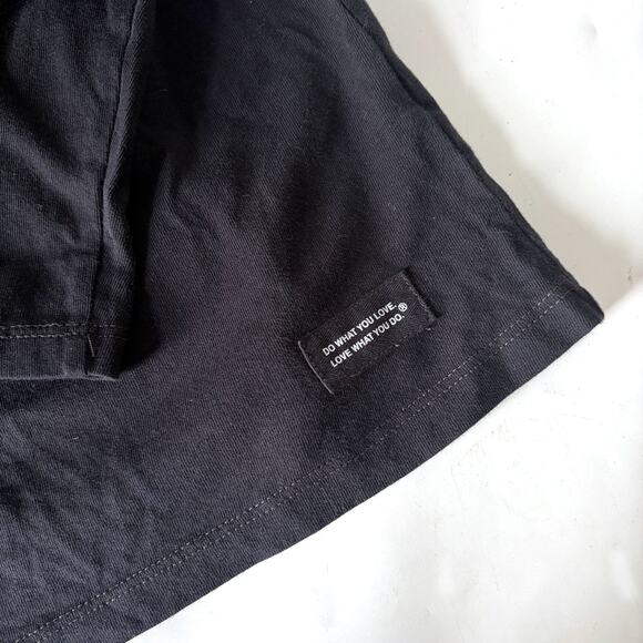 LIFE IS GOOD NWT Crusher Pumpkin Leaves Long Sleeve Tee in Dark Gray Size XL - Picture 7 of 9